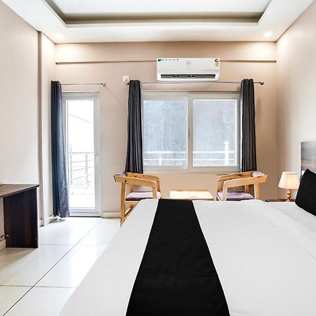 Super Townhouse Tapovan 외부 사진
