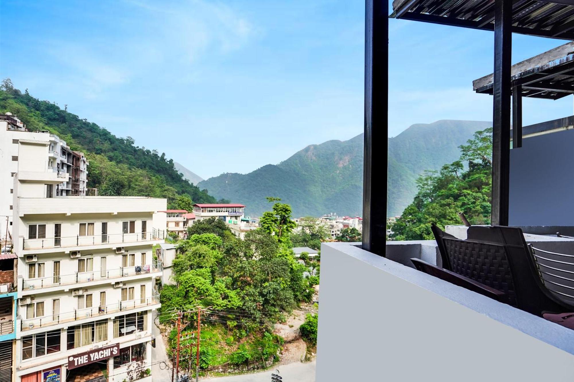 Super Townhouse Tapovan 외부 사진